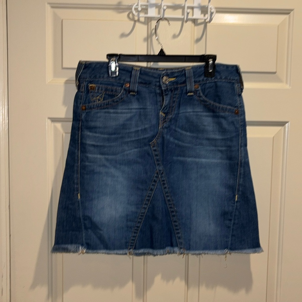 True Religion Denim Mini Skirt Raw Hem Dark Wash Size 31 -Size 12 -Large EUC